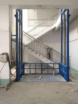 升降機(jī)和電梯的區(qū)別及移動式升降機(jī)特點(圖1) 5255a07ebad3eb75b21d813c3200bb3.jpg